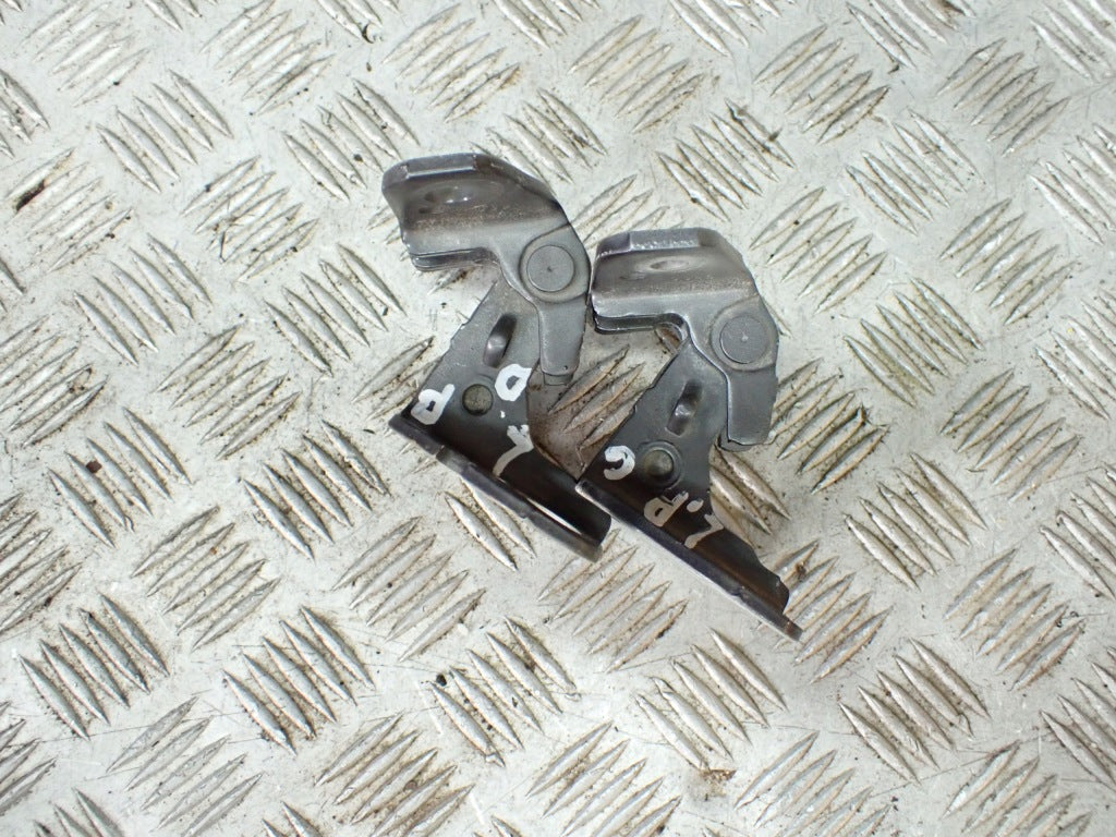 Door Hinge PAIR Jeep Grand Cherokee WL 2021-