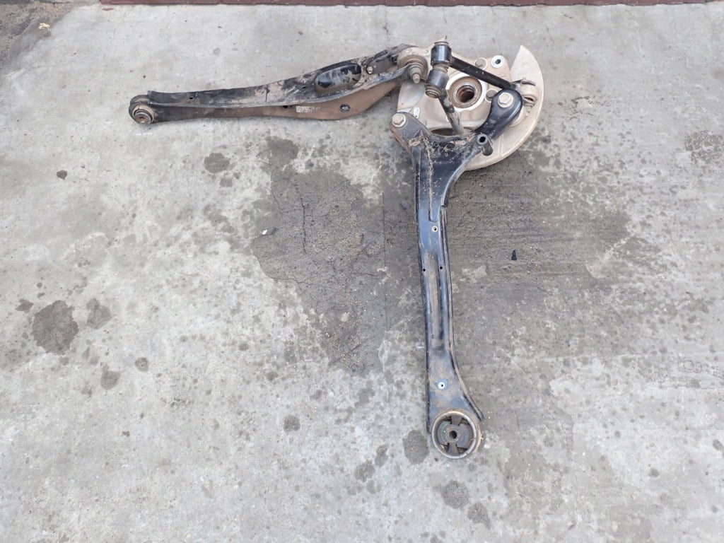 Left Rear Suspension Control Arm Steering Knuckle Chevrolet Tahoe Escalade Yukon 21-