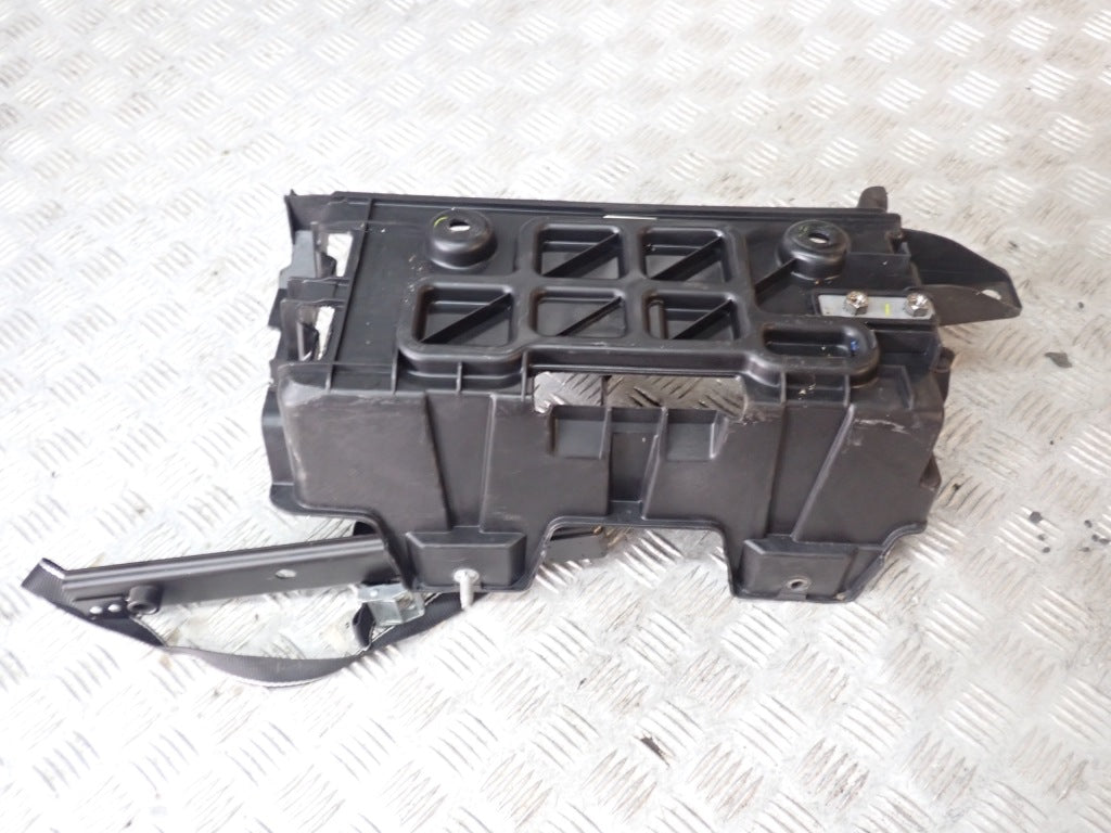 Base Battery Housing Maserati Quattroporte Ghibli 2015