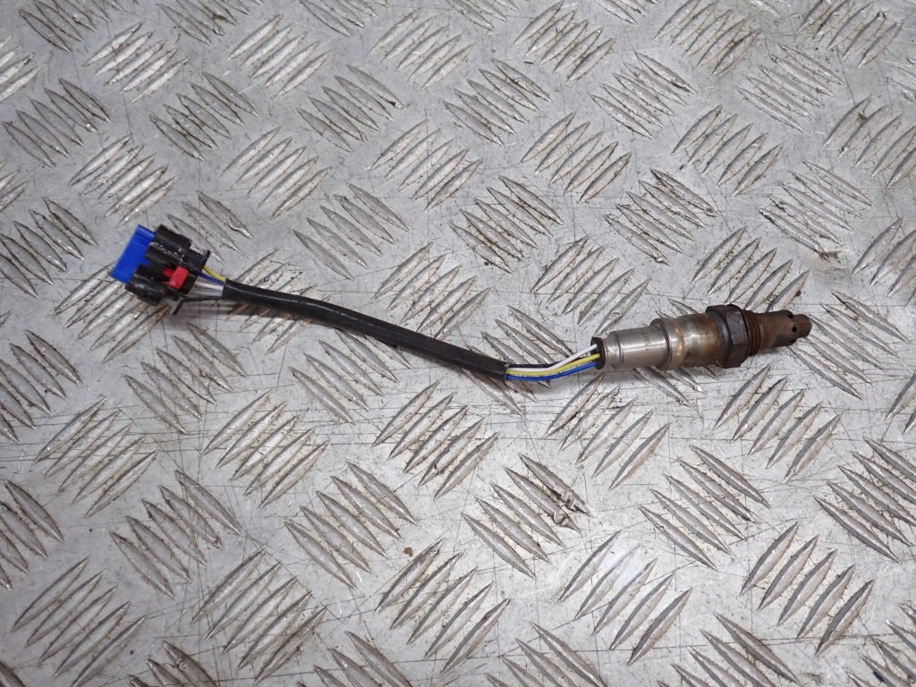 Sonda lambda do Ford F250 F350 Super Duty 6.2 4x4 2021 Autolandparts, widok na czujnik i przewody.
