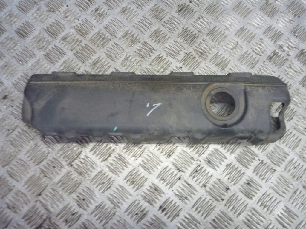 Valve Cover Cover Yukon Suburban Tahoe 2015-
