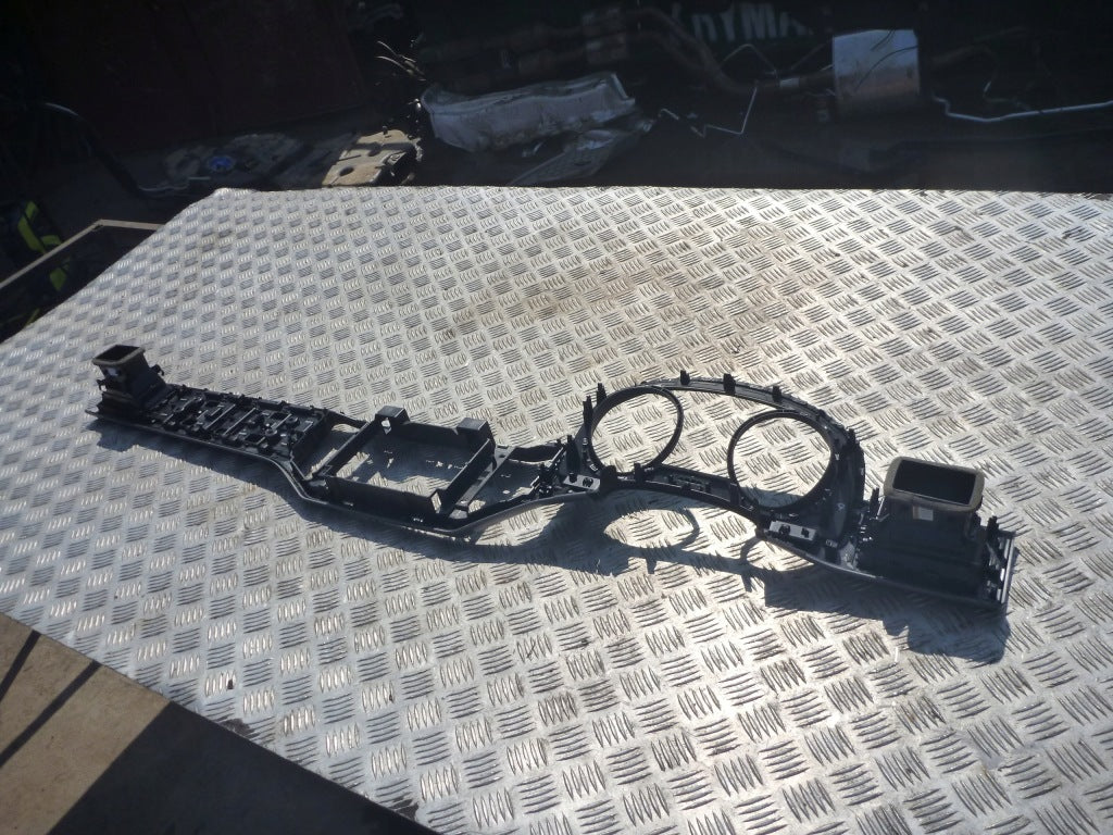 Decor Chrome Board Grille Strip VW Atlas Teramont