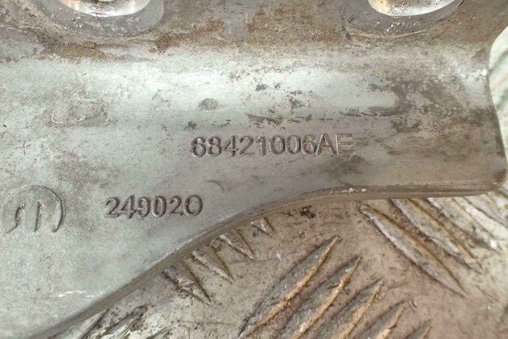 Wspornik Mocowanie Osłon Dolnych Podwozia Jeep Grand Cherokee WL 2021-