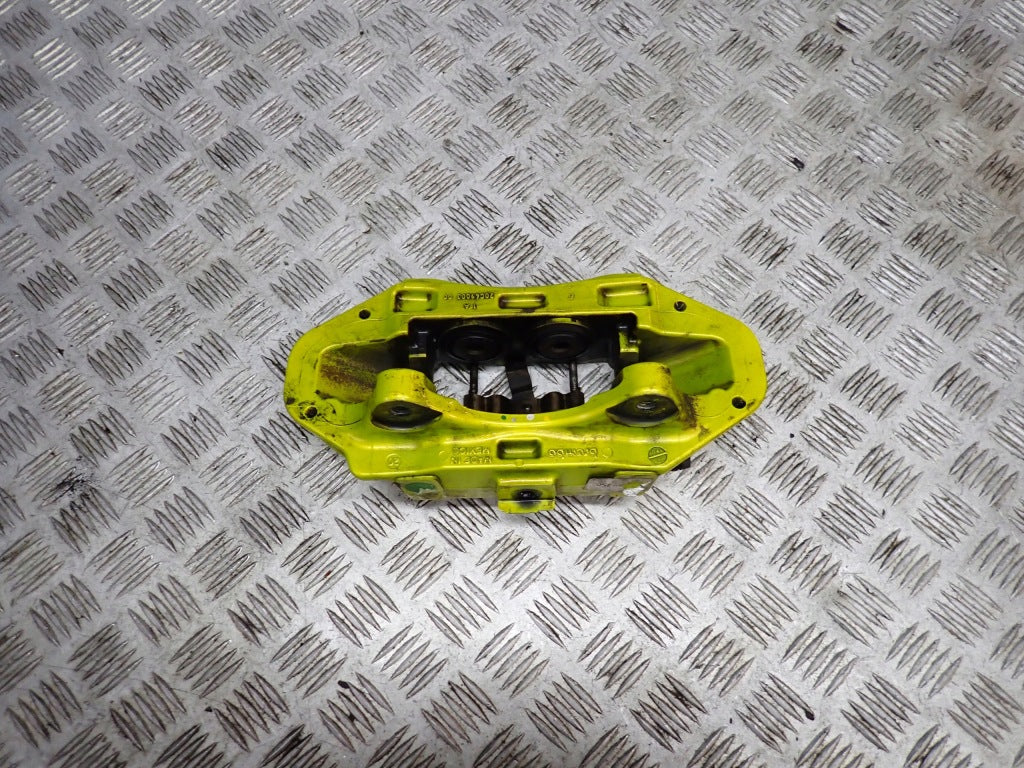 Zacisk Tylny Tył Chevrolet Corvette C8 Z51 2020-