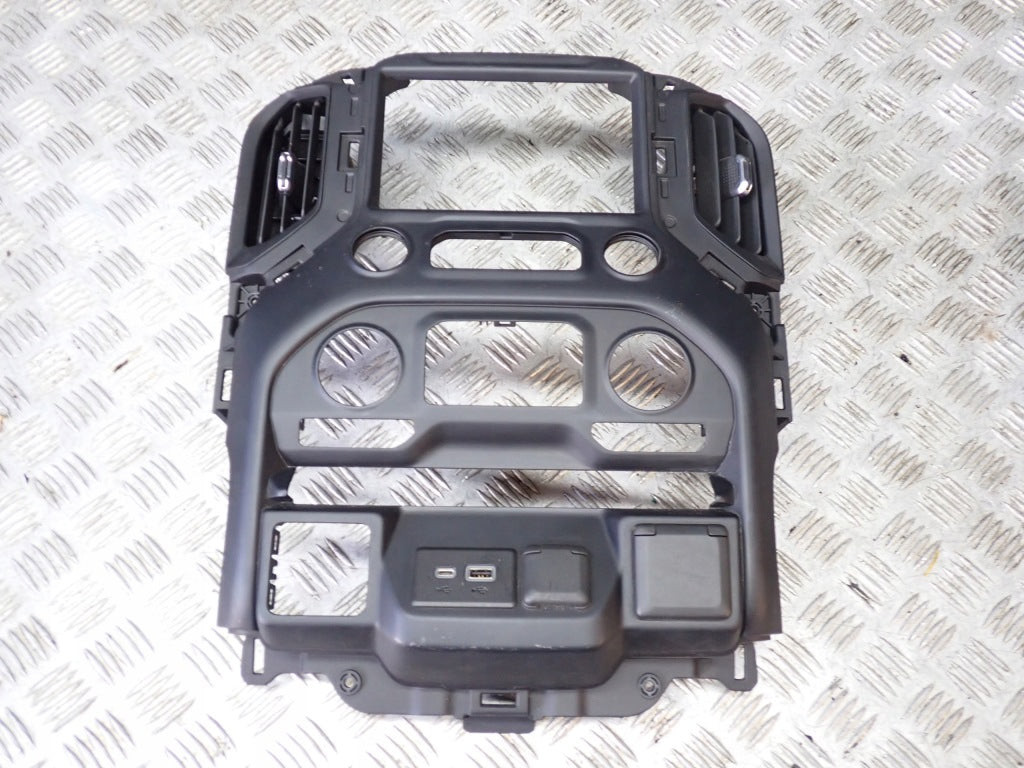Ramka Nawigacji Radia Panelu Klimatyzacji GMC Sierra Chevrolet Silverado 19