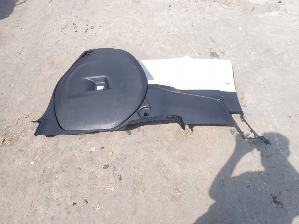 Boczek Bagażnika Lewy Schowek Na Koło Zapasowe Toyota Sienna XL40 2021