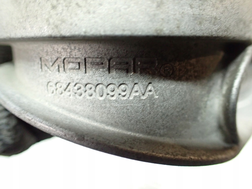 Wieszak Uchwyt Wydechu Tłumika Jeep Wagoneer Grand Wagoneer WS 5.7 22-