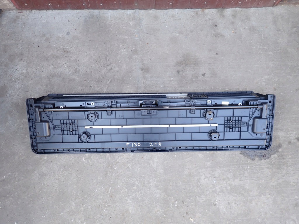 Schowek Tylny pod Siedzeniem Tylnym Ford F150 F250 2021-