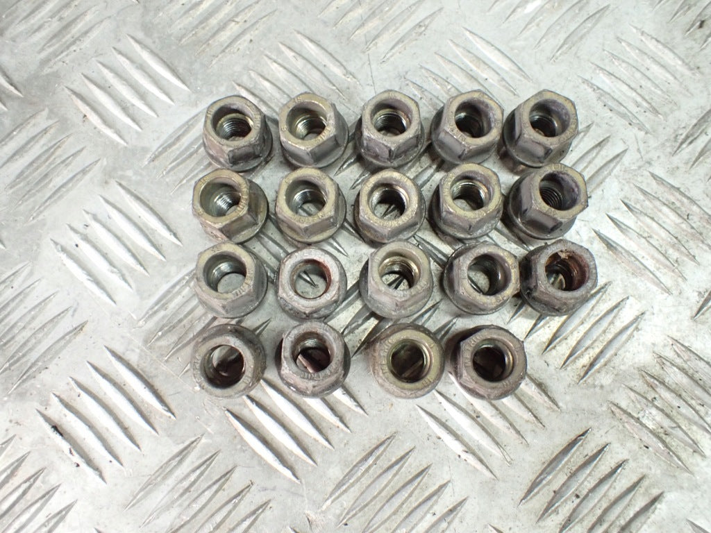 Chevrolet Corvette C5 Wheel Nut