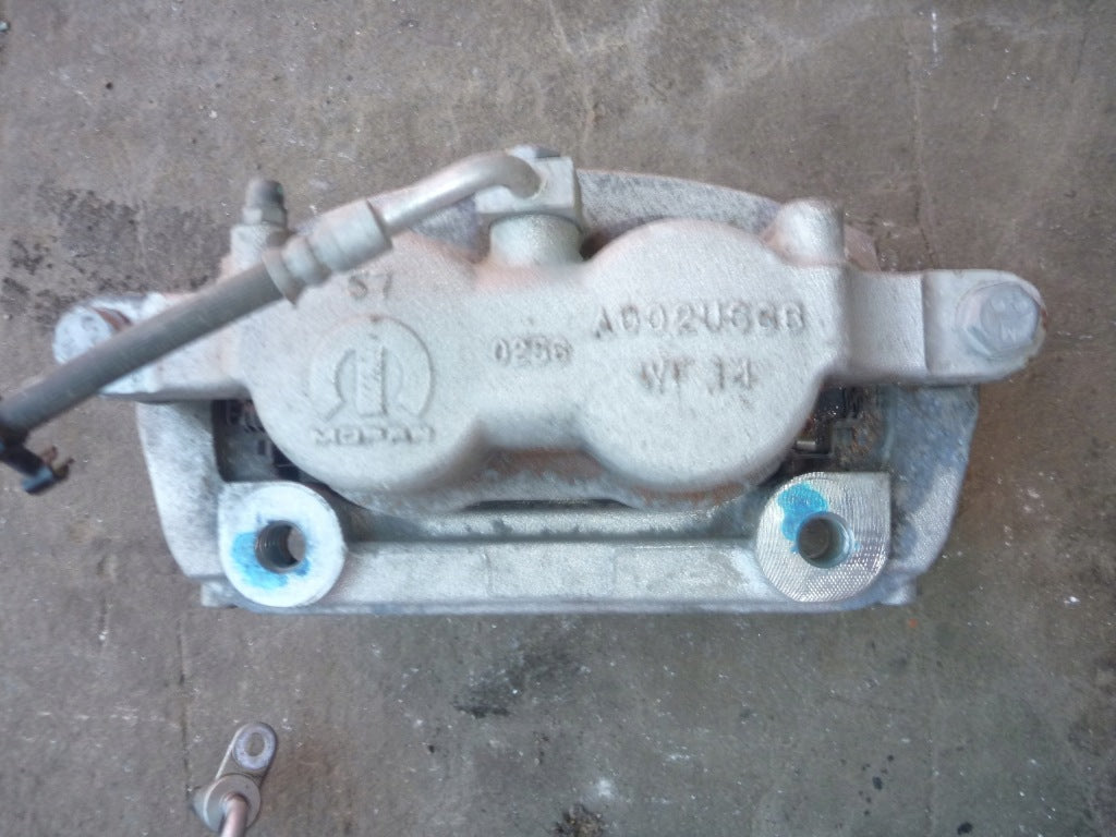 Front Caliper Dodge RAM 5.7 4x4 2021