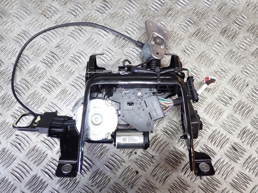 Zamek Siłownik Mechanizm Zamykania Tylnej Klapy Chevrolet Corvette C8 2020-