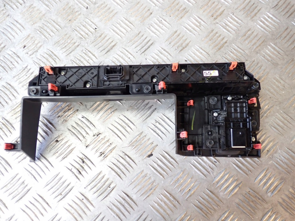 Panel Napędów ESP Awaryjnych Toyota Tundra Crewmax 2022-