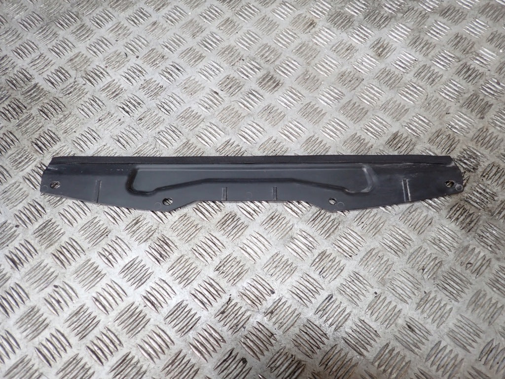 Upper Front Bumper Cover Maserati Quattroporte 2015