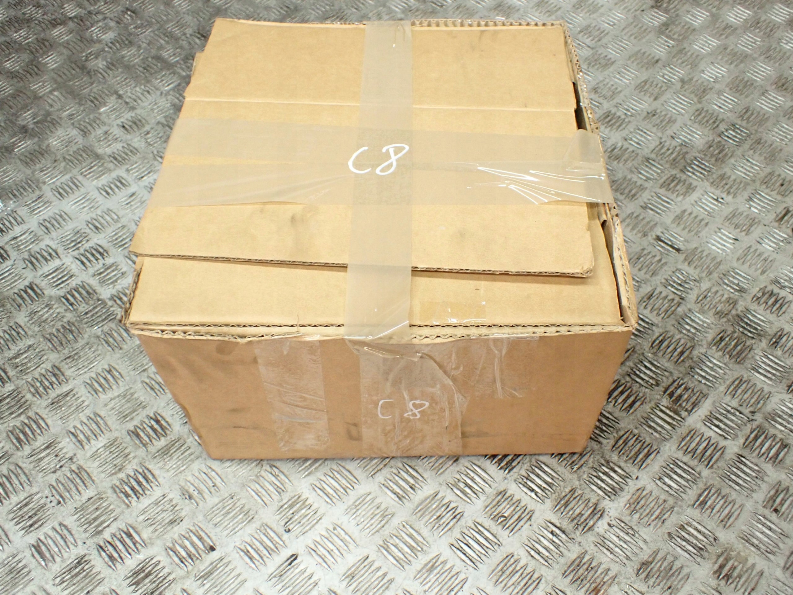 Śruby Nakrętki Podkładki Zestaw Chevrolet Corvette C8 Z51 2020-