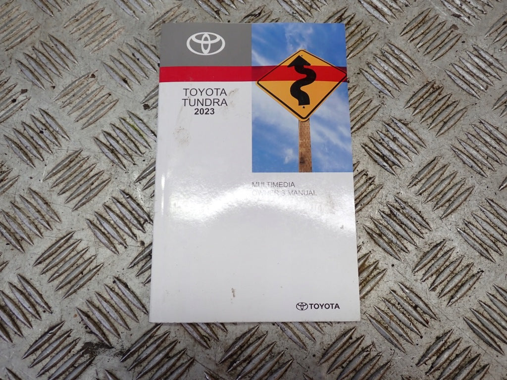 Instrukcja Obsługi Książka Serwisowa Toyota Tundra 2022-