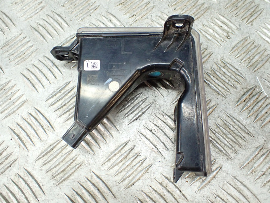 Lampka Lampa Tył Cofania Wstecznego Prawa Lewa Toyota Tundra 3.5 3.4 2022-