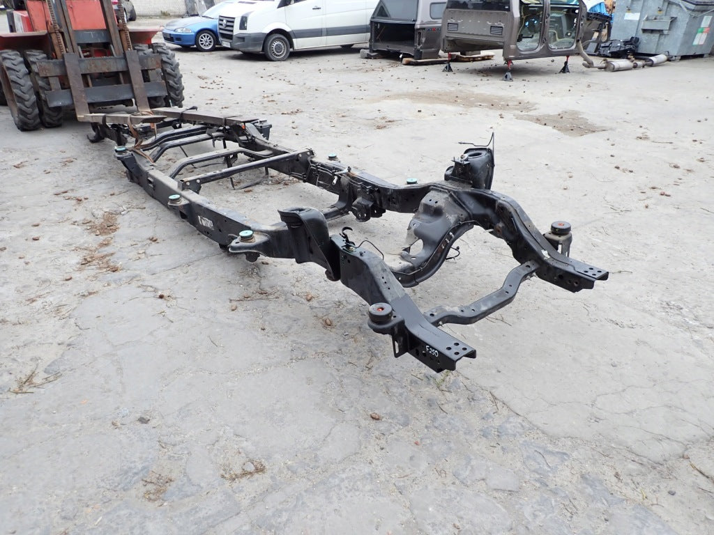 Rama Kpl. Ford F350 F250 XLT P558 6.2 4x4 Crew Cab Paka 160 ft LIFTING 2021