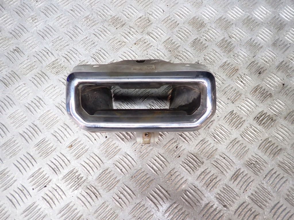 Right Rear Bumper Exhaust Tip GMC Sierra Silverado 3.0D Duramax 19