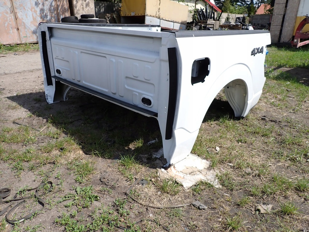 Paka Tylna Kpl. Buda Bok Paki Ford F150 3.5 XLT Crew Cab 5.5 ft 2024