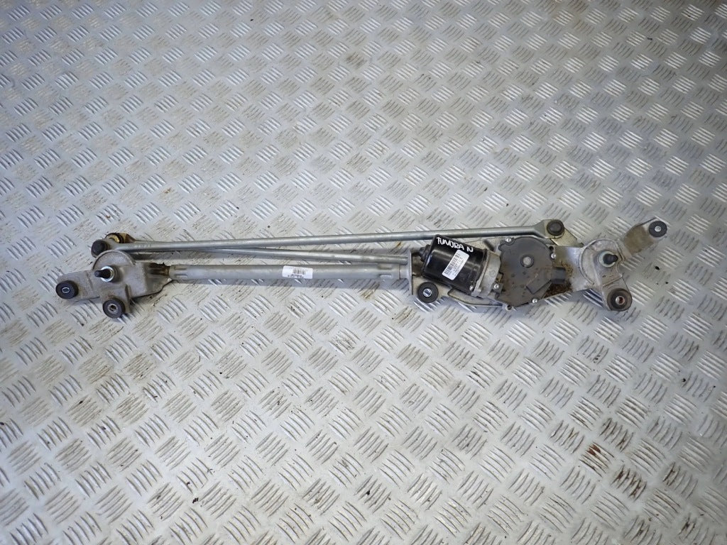 Wiper Motor Mechanism Toyota Tundra 2016