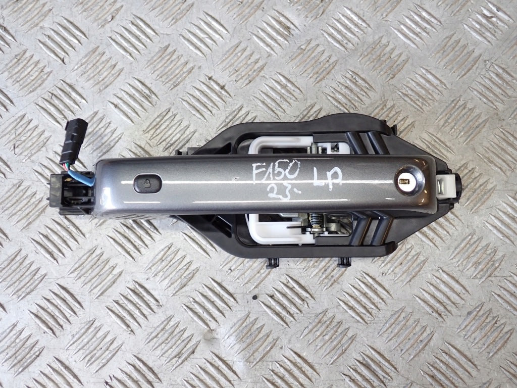 Left Front Door Handle Keyless Ford F150 Lariat 2021-
