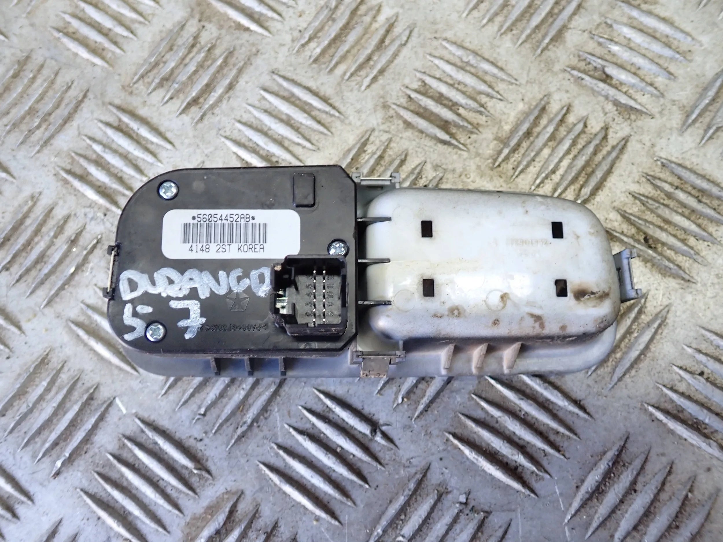 Panel Zmiany Biegów Napędów Dodge Durango 2015