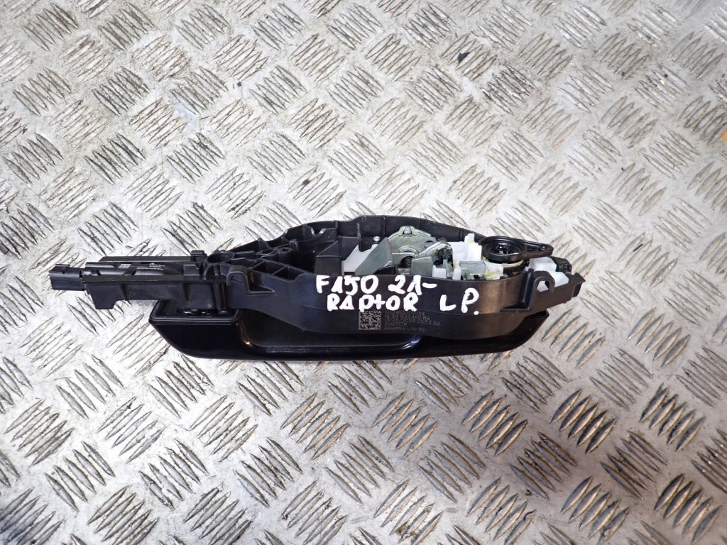 Left Front Door Handle Keyless Ford F150 Lariat 2021-