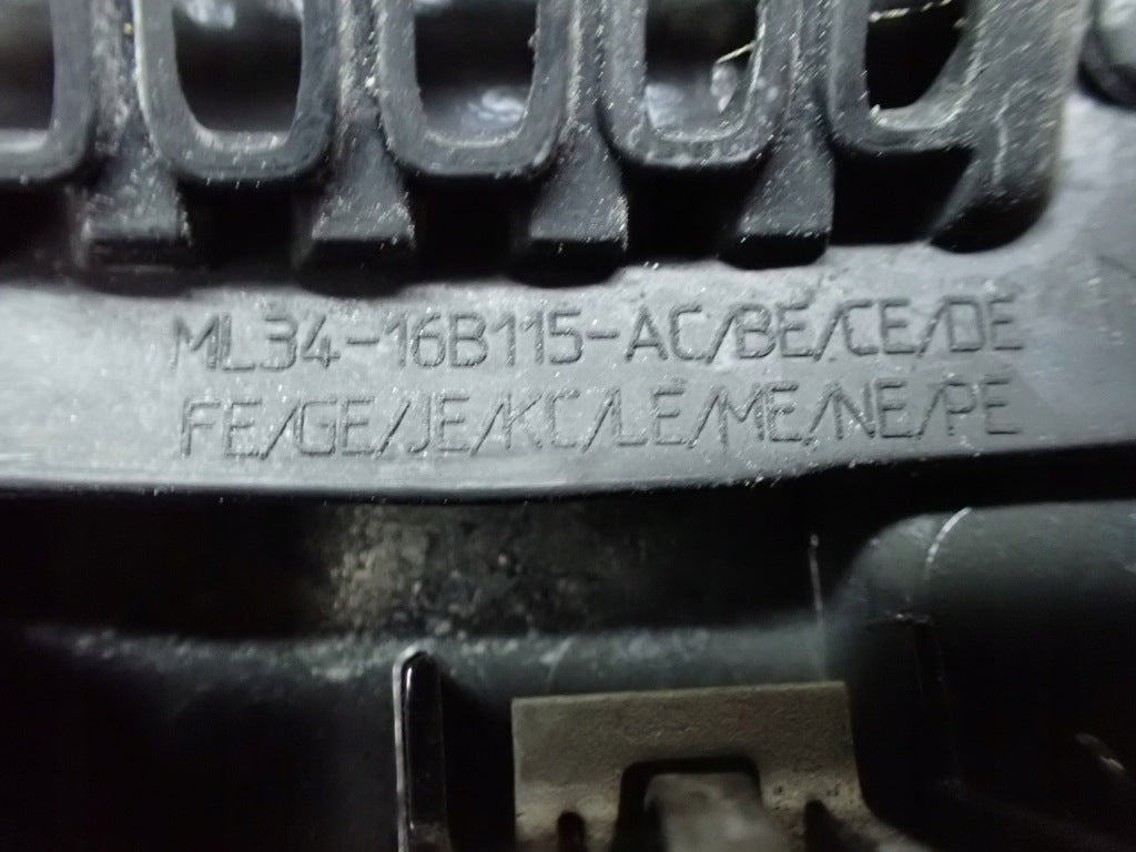 Emblemat błotnika lewy przedni do Ford F150 XLT 2021, Autolandparts, widoczny na zdjęciu.