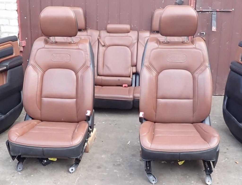 Tapicerka Fotele Kanapa Dodge RAM Longhorn V 19-
