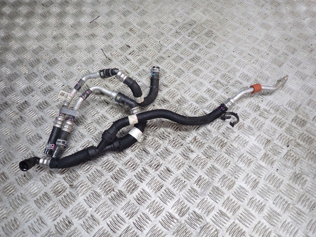 Water Hose Pipe Ford Explorer 3.3 Hybrid 2020-