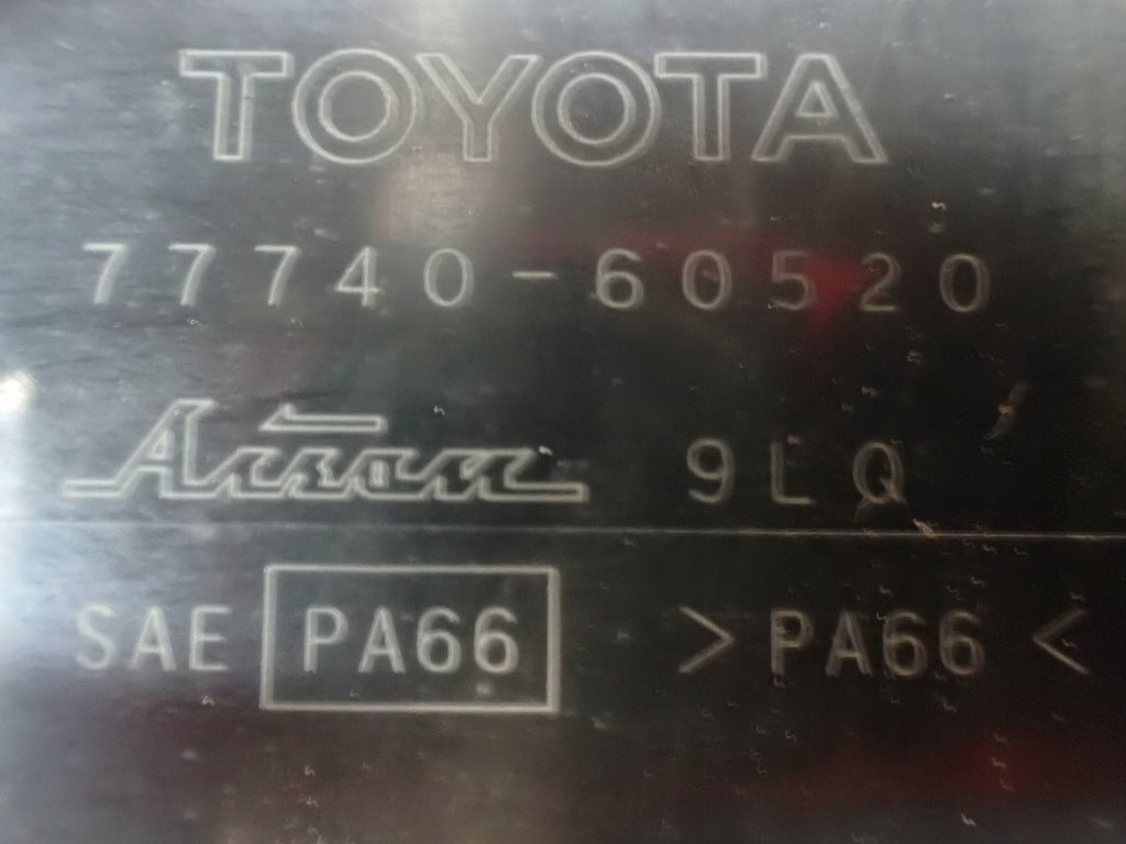 Filtr Węglowy Oparów Paliwa Lexus LX570 Toyota 2016-