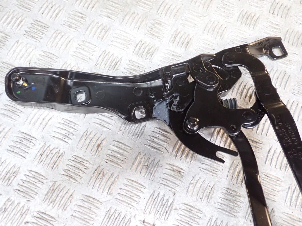 Right Roof Hatch Hinge Chevrolet Corvette C7 3LT Convertible 2014-