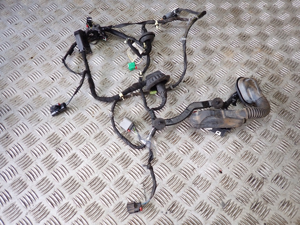 Front Left Door Wiring Harness, Chevrolet Tahoe Suburban 5.3, 2021–