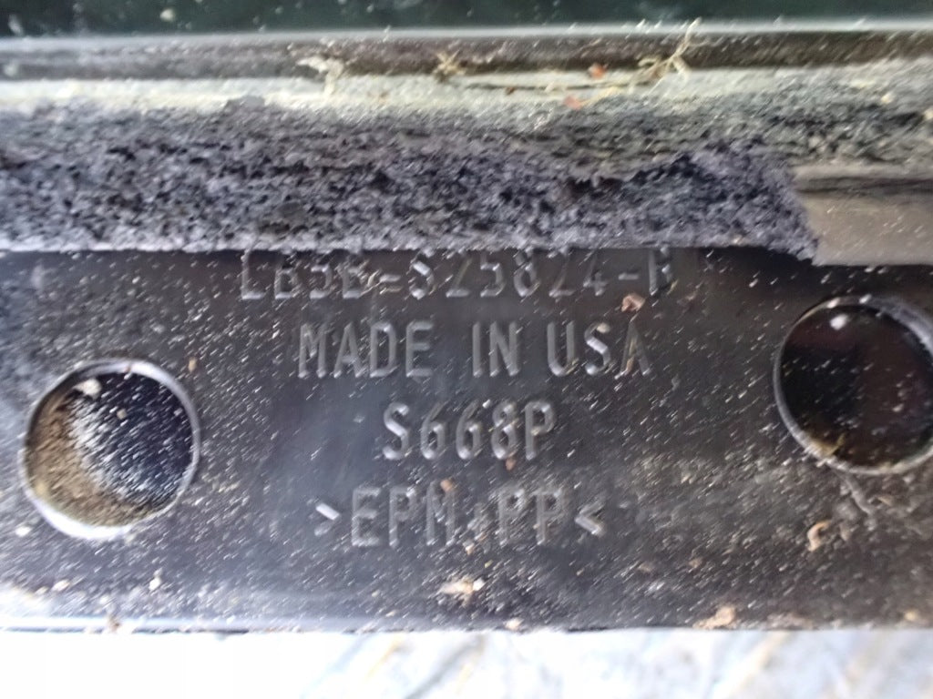 Window Door Seal Right Rear Ford Explorer 20-