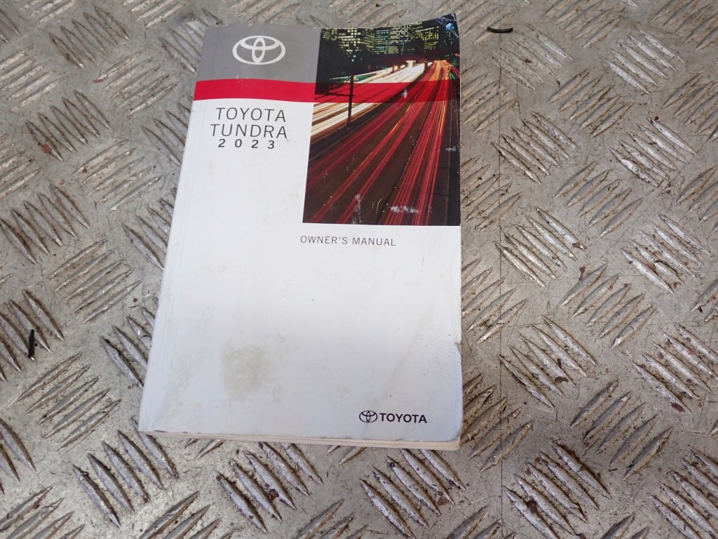 Instrukcja Obsługi Książka Serwisowa Toyota Tundra 2022-