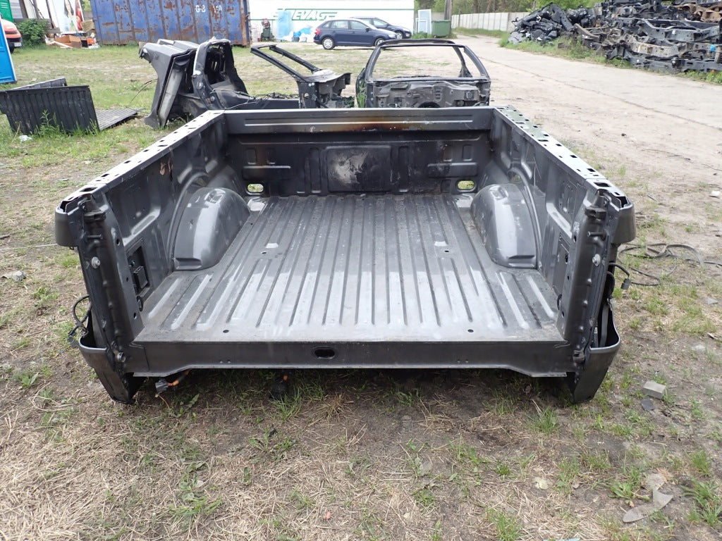 Paka Tylna Buda Tył Kpl. Bok Paki 5.5 ft Ford F150 Crew Cab 2025