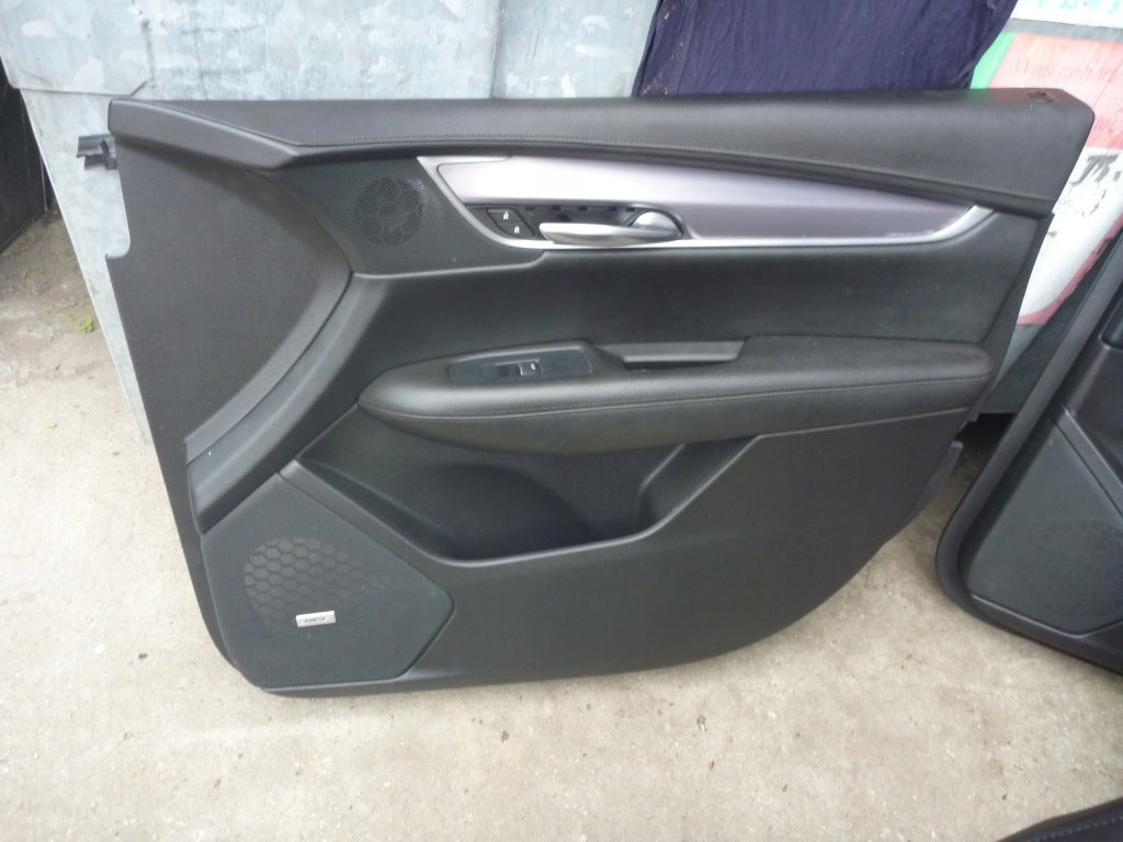 Right Front Door Panel Kit Front Cadillac XT5 2017