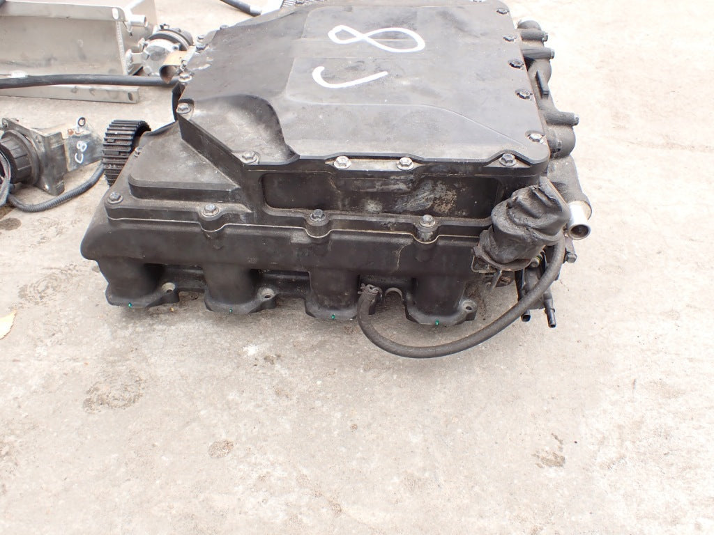 Kompressor Kit Magnusson TVS2650 700 HP Chevrolet Corvette C8 LT2 6.2 20-