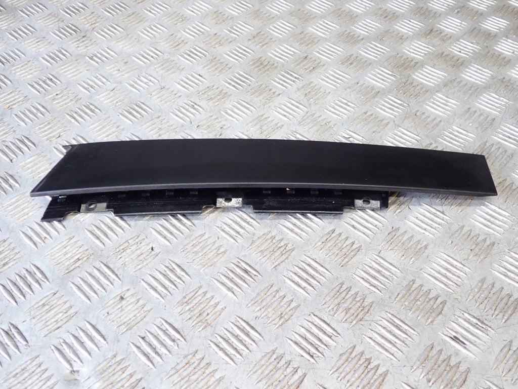 Listwa drzwi prawa przednia Kia Carnival LX 3.5 GDI KA4 2020, część samochodowa marki Autolandparts, widoczna w zdjęciu