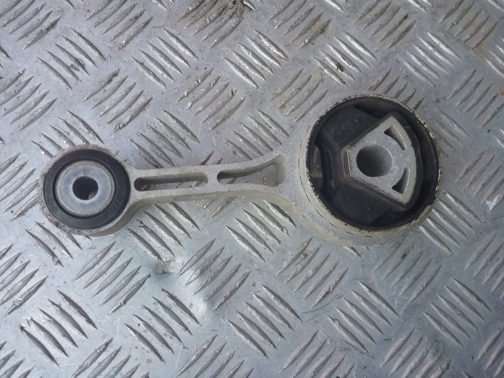 Engine Mount Maserati Quattroporte Ghibli