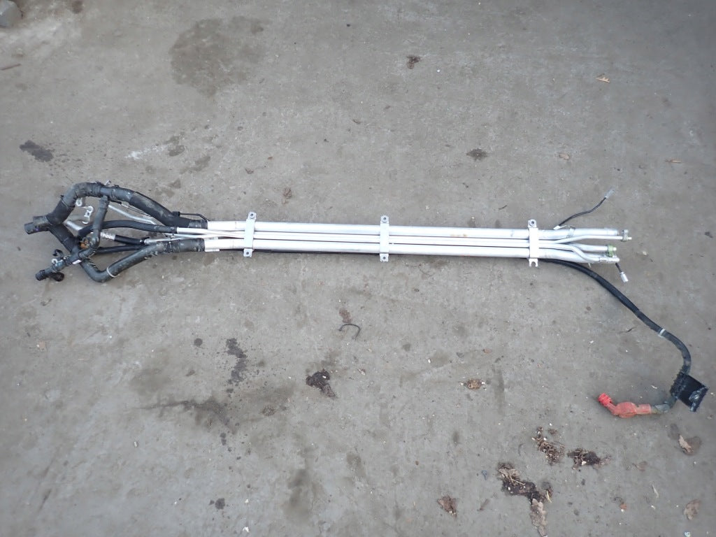 Tubes Hoses Air Conditioning Water Heater Pipes Chevrolet Corvette C8 20-