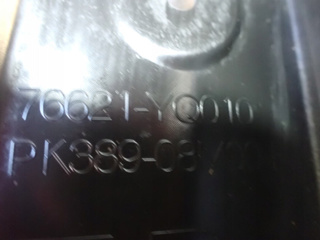 Chlapacz Prawy Przód Toyota Sienna XL40 2021