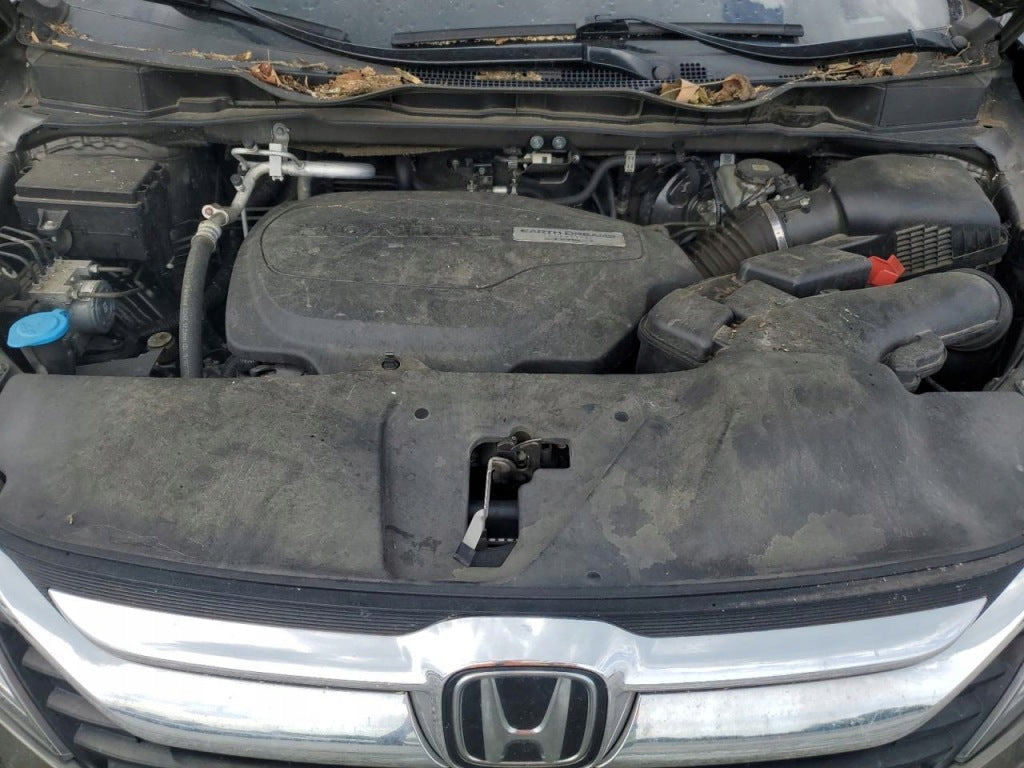 Listwa Osłona Klapy Bagażnika Tylna Tył Honda Odyssey EXL 3.5 2020