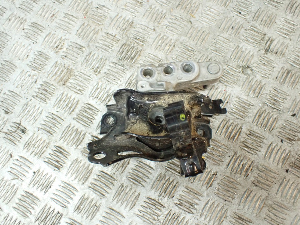 Poduszka Łapa Skrzyni Silnika Toyota Sienna XL40 2021