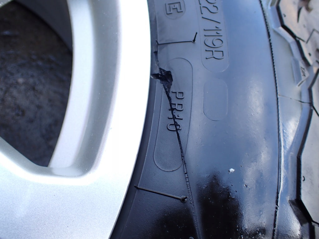Koła Felgi Alufelgi Opony BFGoodrich 265/65R18 Chevrolet Suburban Tahoe 21-