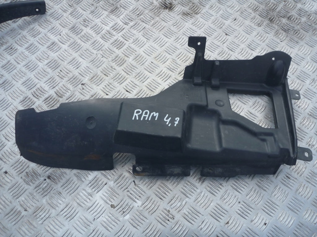 Kierownica Powietrza Łapacz Osłona Dodge Ram IV 09