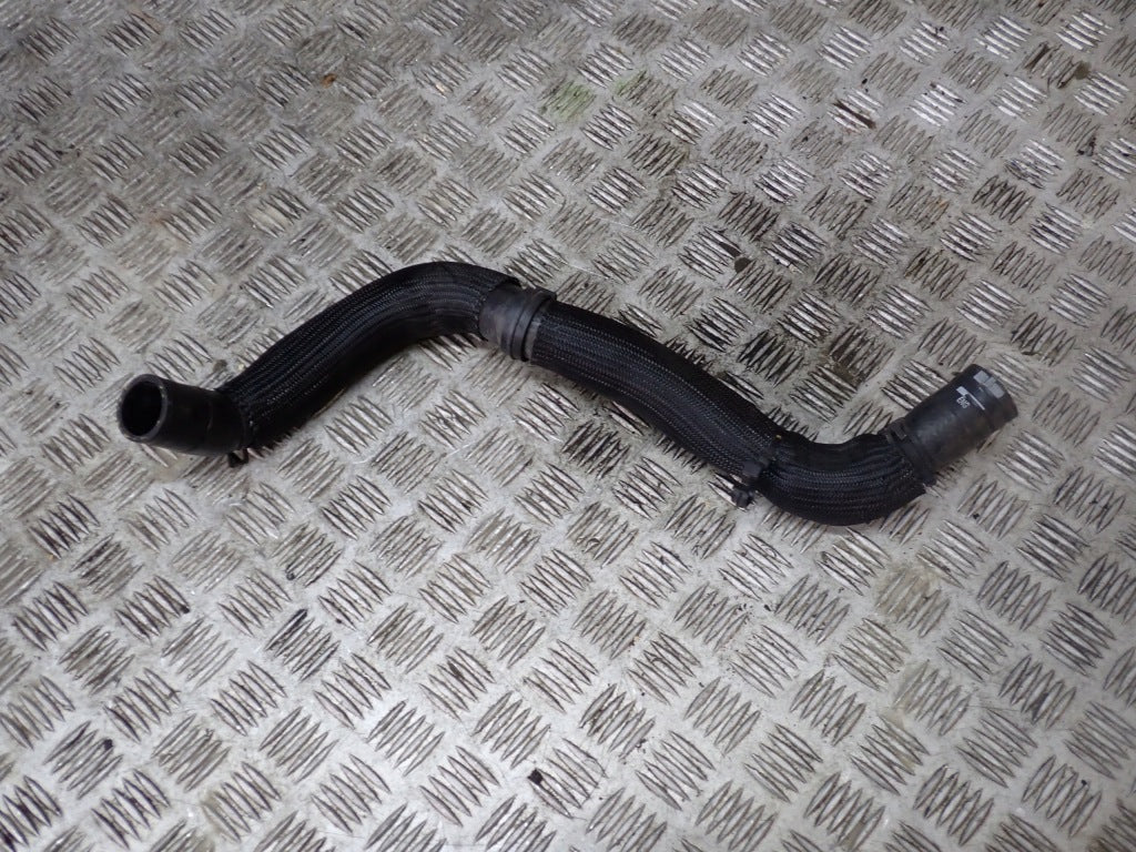 Water Radiator Hose Pipe Chevrolet Silverado GMC Sierra 2019-