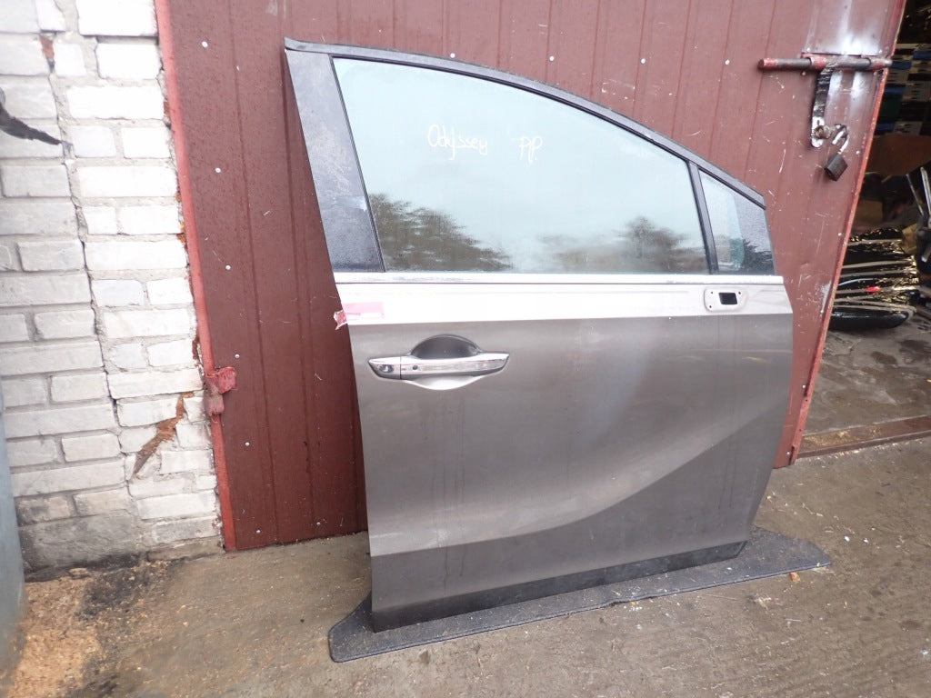 Right Front Door Front Glass Kit Honda Odyssey 2020