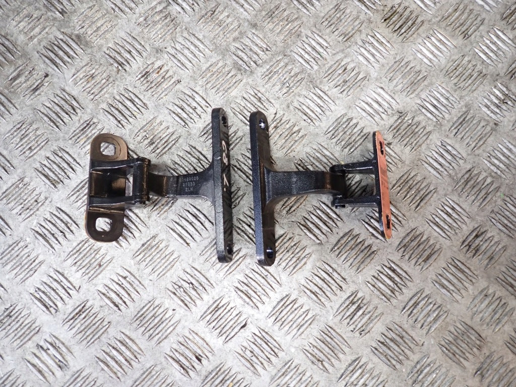 Tailgate Hinges Pair Chevrolet Corvette C8 Coupe Targa 2020-