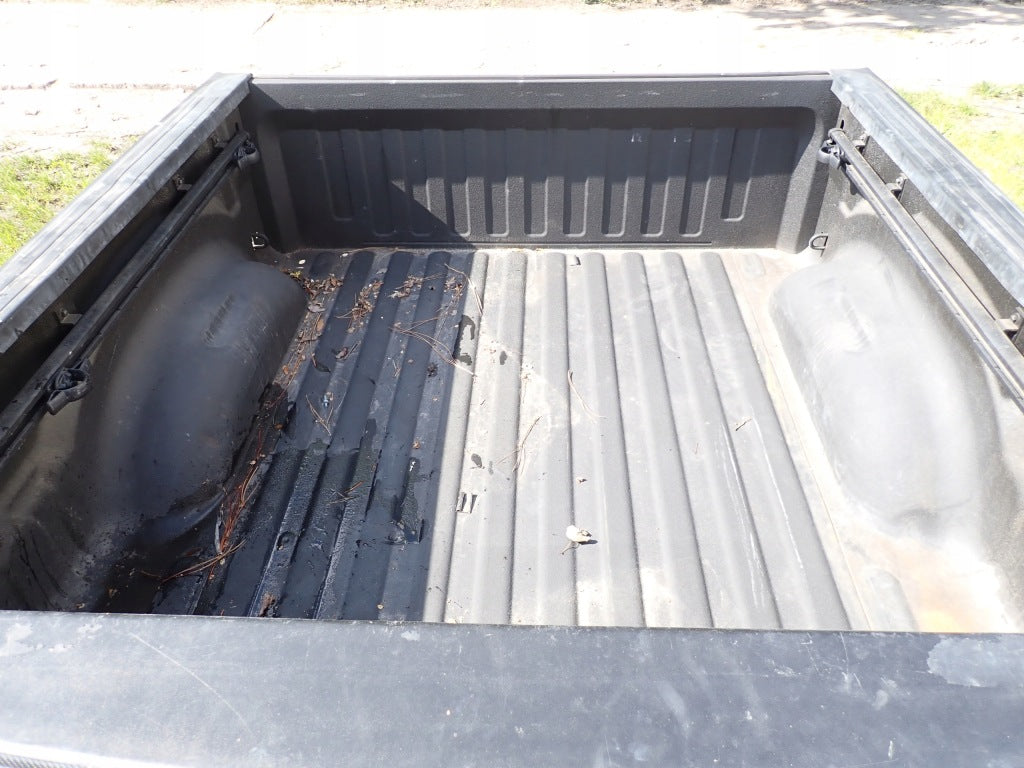 Krótka Paka Zabudowa Wersja pod Listwy 5.7FT Dodge Ram V 1500 19-